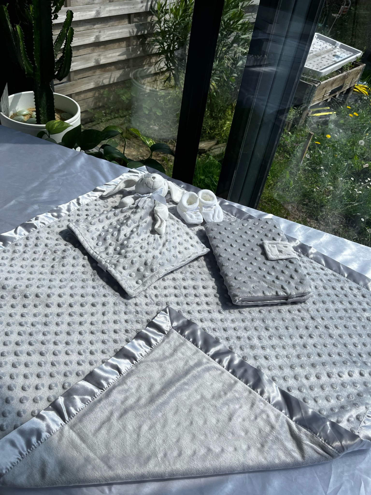 💖 Petit Coffret Bébé – "Petit Câlin"